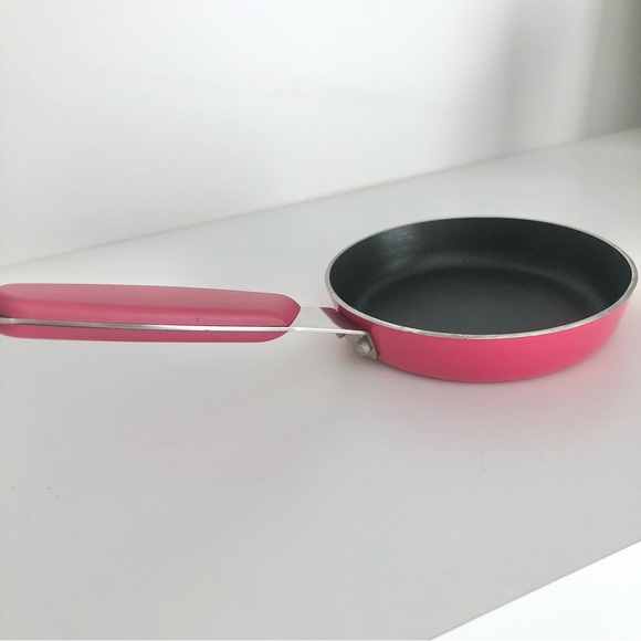 Mini Frying Pan Barbie Pink Single Egg Non-Stick Cooking Utensil Kitchen Decor - Picture 9 of 11